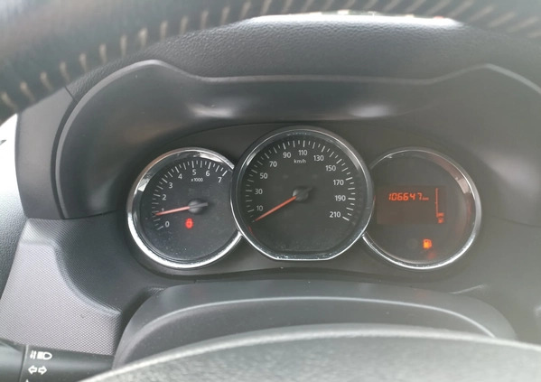 Dacia Duster cena 35500 przebieg: 102000, rok produkcji 2016 z Stronie Śląskie małe 154